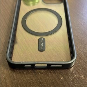 Insignia iPhone 13 MagSafe compatible case
